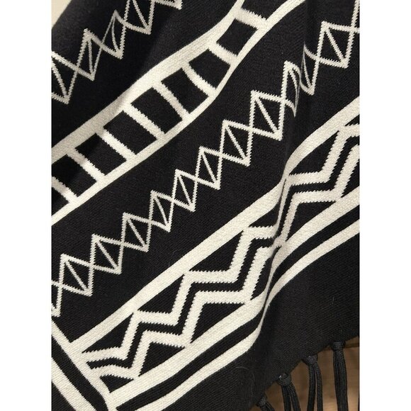 NEW Chico's Open Front Cardigan Black White Aztec Pattern w/ Fringe Size XLP 3P - Picture 6 of 9
